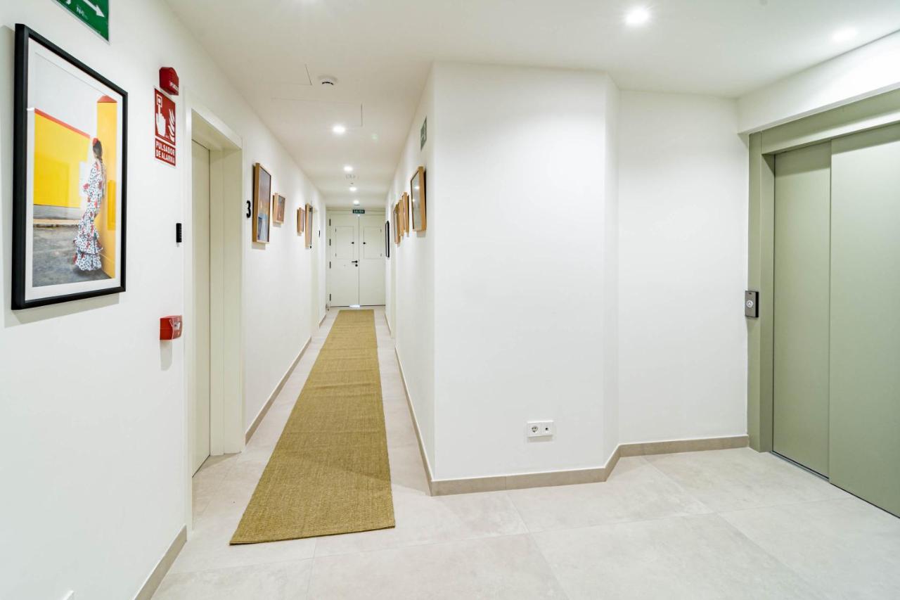 Seaclub Suites Estepona By Roomservices Экстерьер фото