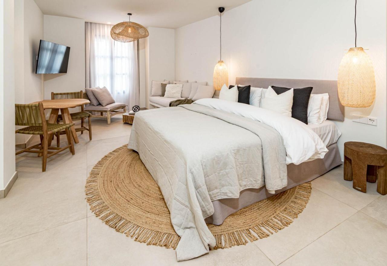 Seaclub Suites Estepona By Roomservices Экстерьер фото
